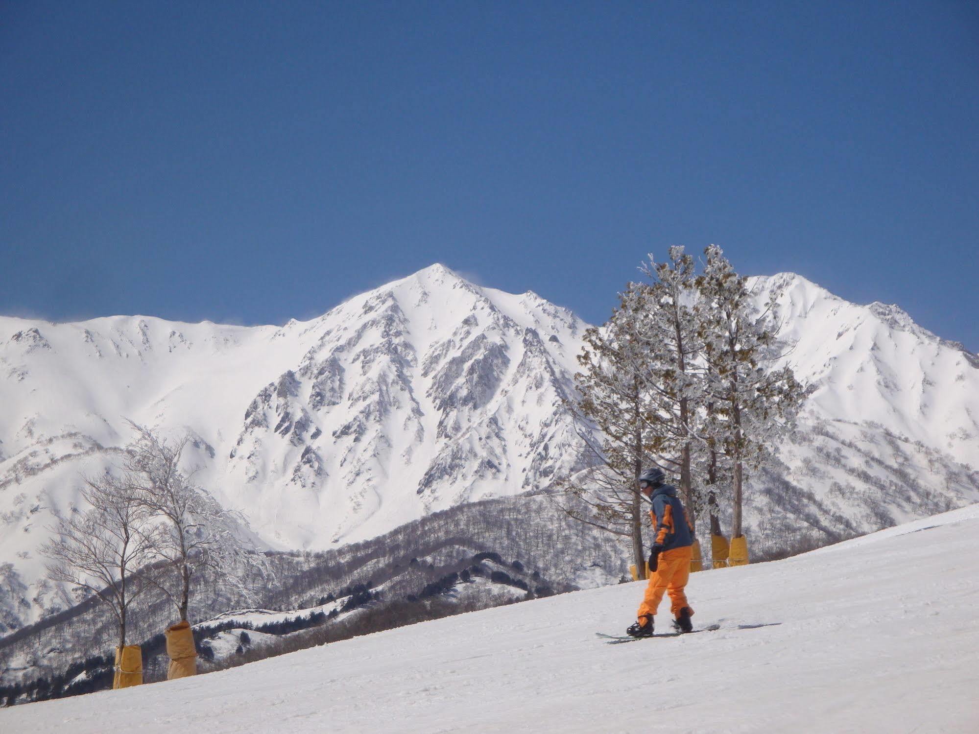 Hotel La Montagne Furuhata Hakuba Exteriör bild